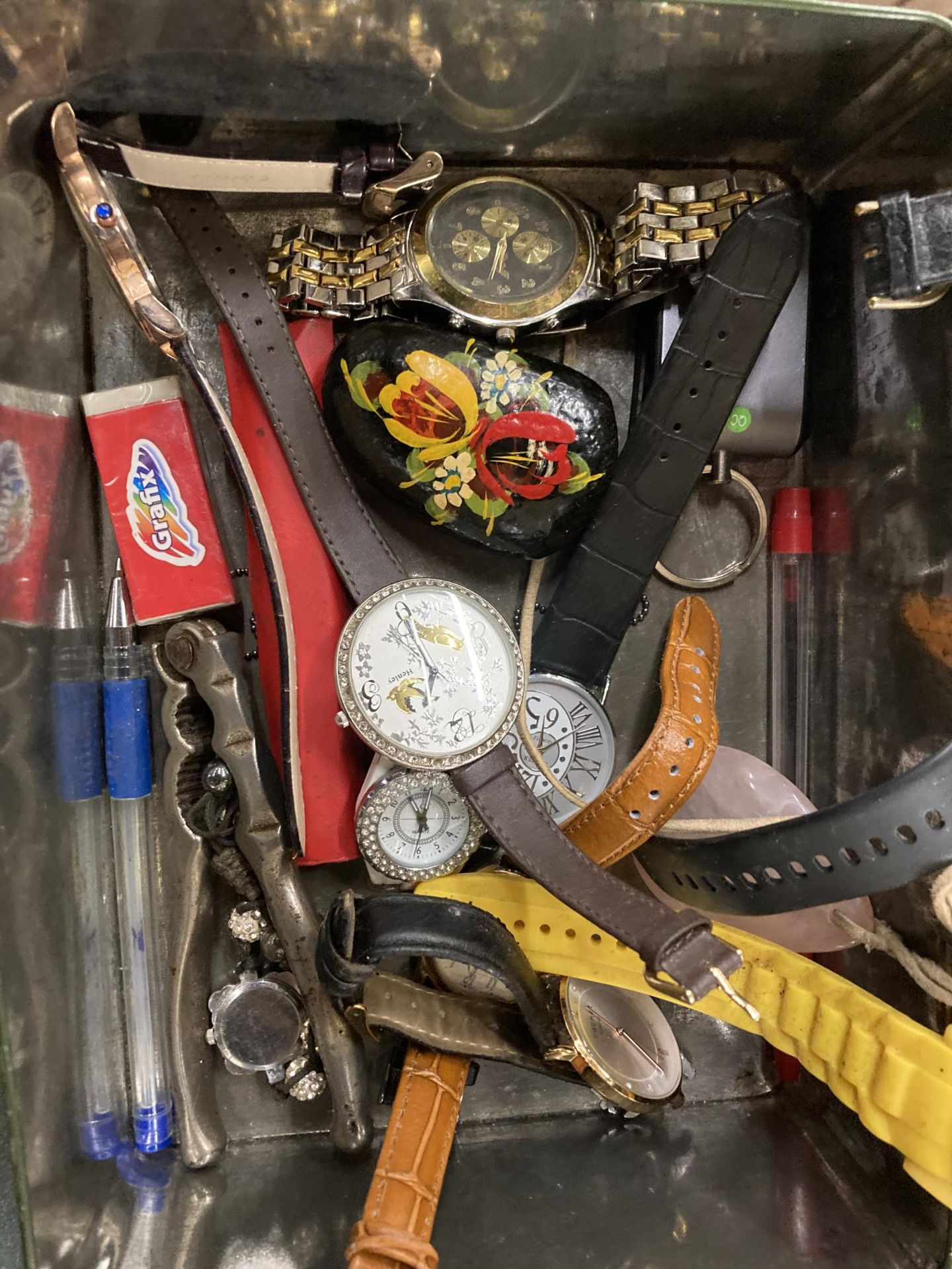 A BOX OF ASSORTED WATCHES, TIMEX ETC - Image 2 of 3