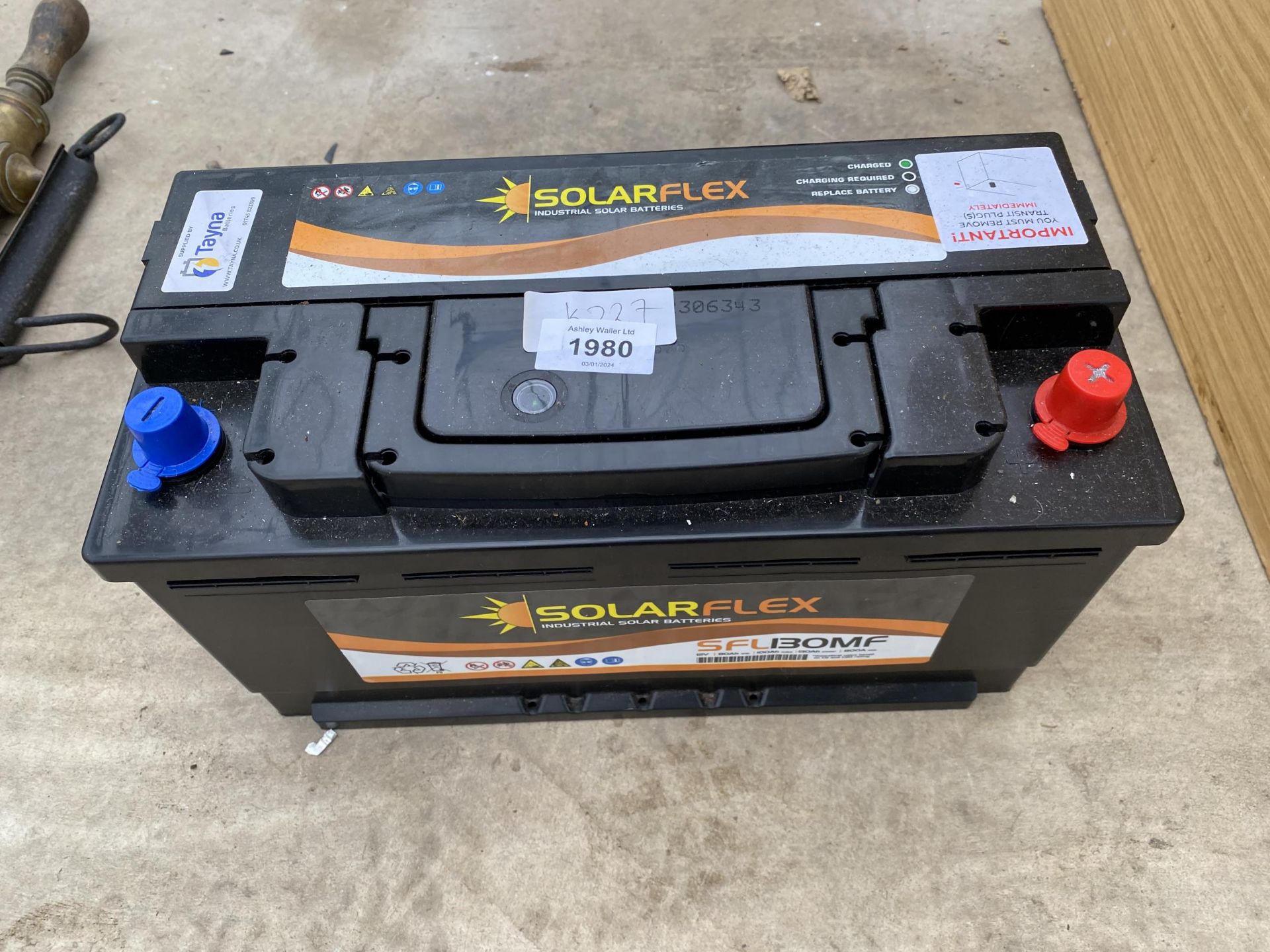 A SOLARFLEX CAR BATTERY