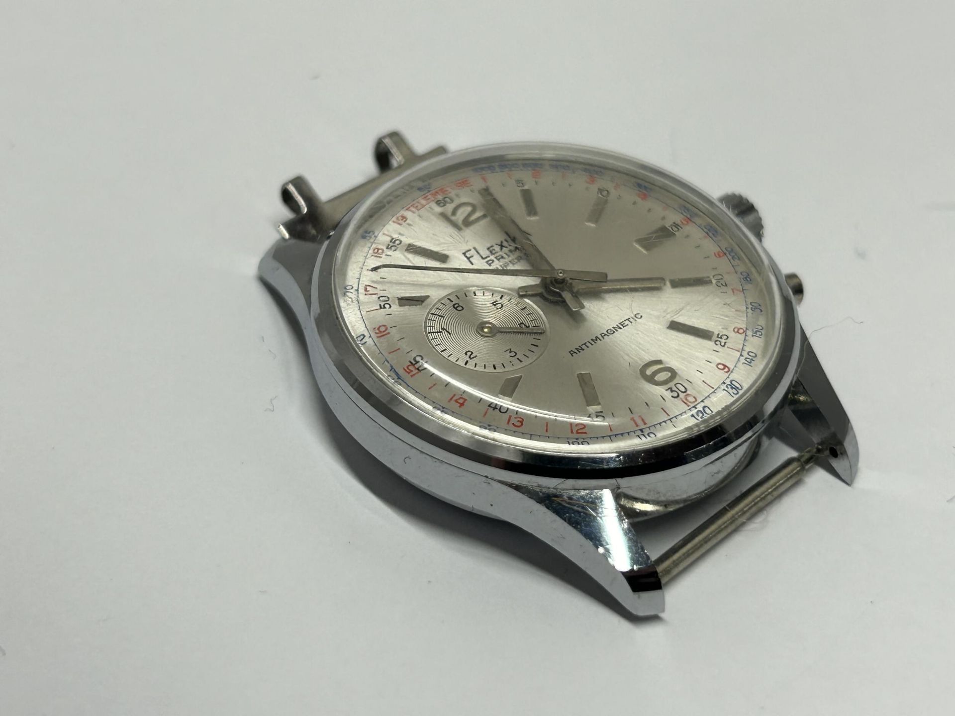 A VINTAGE AUTOMATIC GENTS FLEXIKA PRIMA SUPER 27 ANTIMAGNETIC WRISTWACH, WORKING AT THE TIME OF - Image 3 of 4