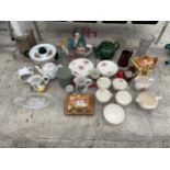 AN ASSORTMENT OF CERAMICS AND GLASS WARE TO INCLUDE TEAPOTS AND CUPS ETC