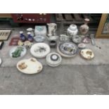 AN ASSORTMENT OF ITEMS TO INCLUDE CERAMICS, CLOCKS AND JUGS ETC