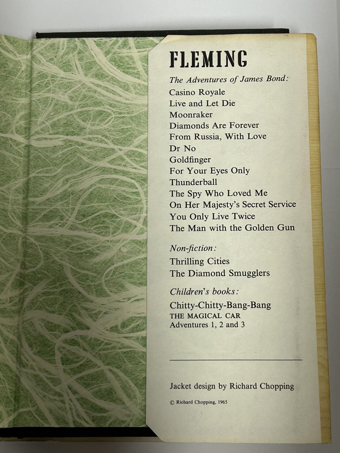 A 1965 IAN FLEMING FIRST EDITION, THE MAN WITH THE GOLDEN GUN, JAMES BOND HARDBACK BOOK COMPLETE - Image 6 of 7