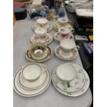 A MIXED LOT OF TEA CUPS AND SAUCERS, FOLEY TRIO, ROYAL CROWN DERBY, MINTON ETC