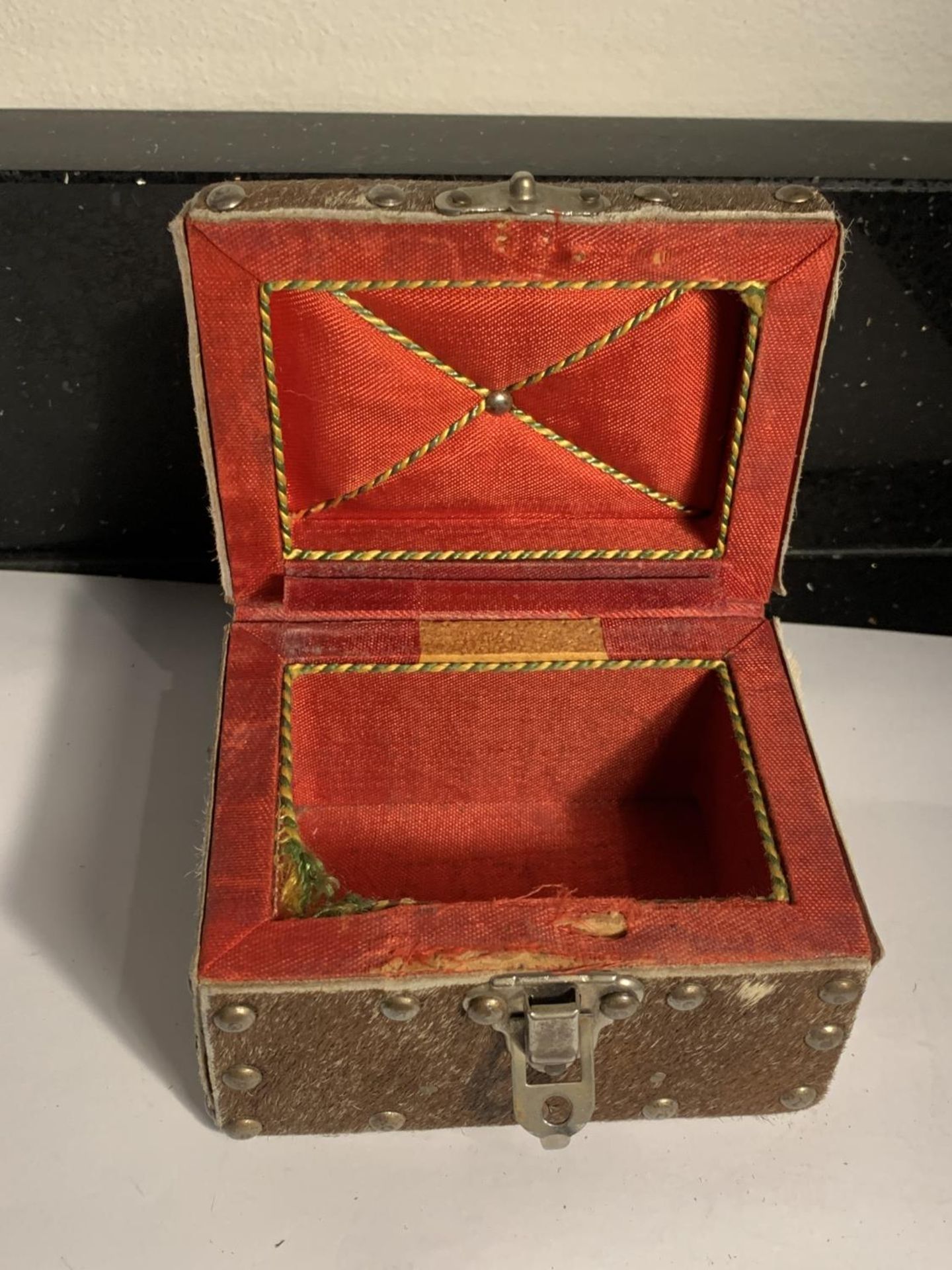 A HIDE COVERED BOX - Image 2 of 4