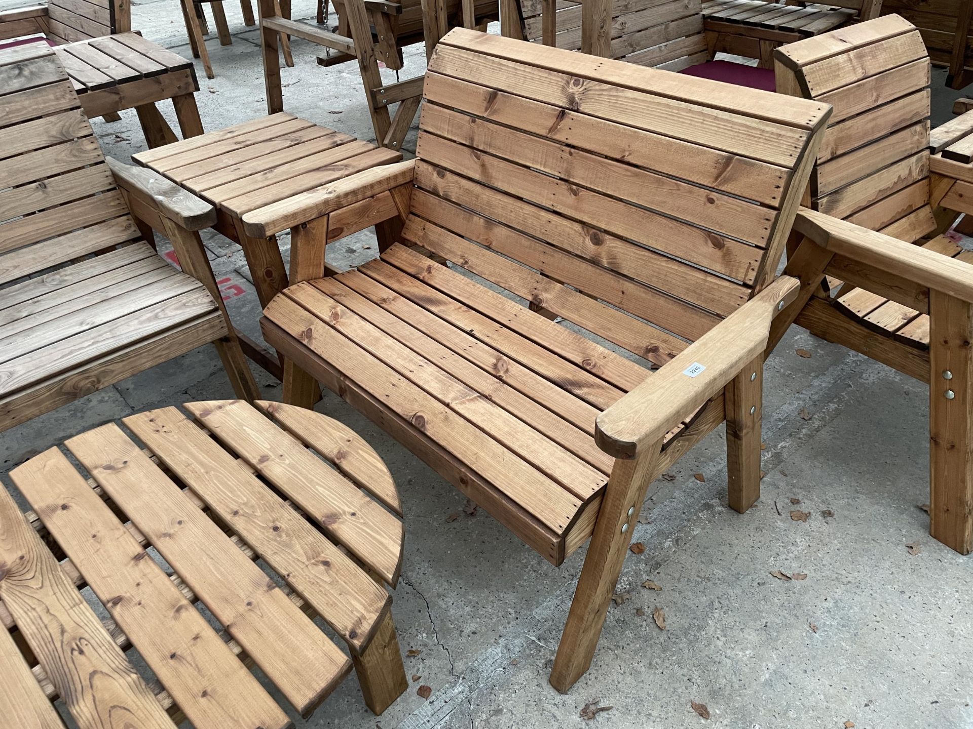 AN AS NEW EX DISPLAY CHARLES TAYLOR PATIO SET COMPRISING OF THREE TWO SEATER BENCHES, TWO SIDE - Image 3 of 4