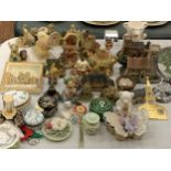 A MIXED LOT OF ASSORTED TRINKETS, ANIMAL FIGURES ETC
