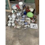 AN ASSORTMENT OF CERAMICS ITEMS TO INCLUDE CUPS, BOWLS AND GLASS FIGURES ETC