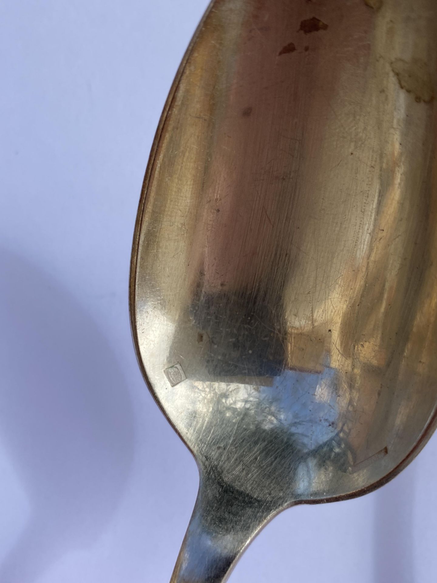 A COLLECTION OF ART DECO CHRISTOFLE SILVER PLATED CUTLERY COMPRISING SPOONS AND A LARGE LADLE IN THE - Image 5 of 7