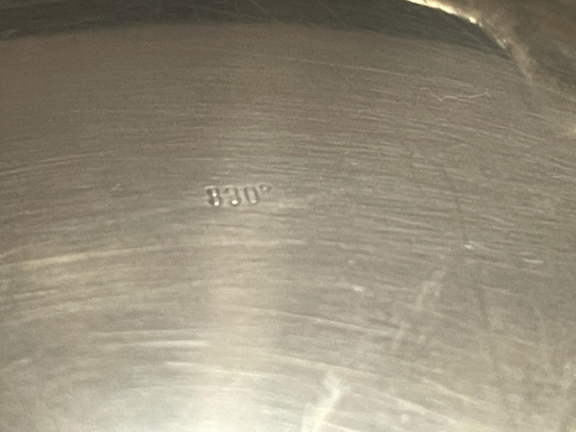 A MARKED 800 SILVER TWIN HANDLED DISH - Image 4 of 4