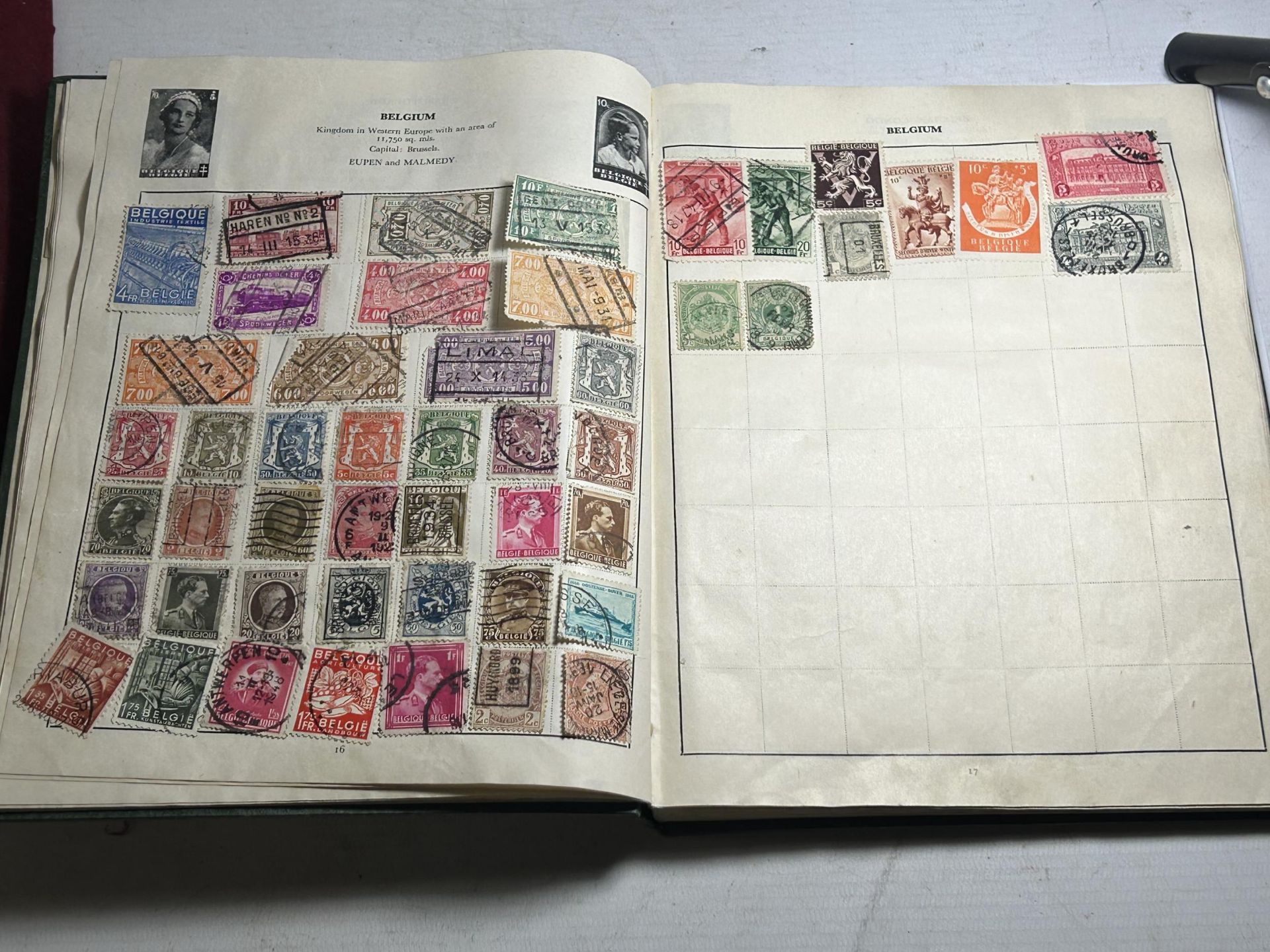 A CAVALIER STAMP ALBUM CONTAINING A COLLECTION OF VARIOUS WORLD STAMPS - Image 2 of 4