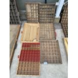 AN ASSORTMENT OF SMALL WOODEN PRINTERS TRAYS AND A QUANTITY OF WOODEN BLOCKS