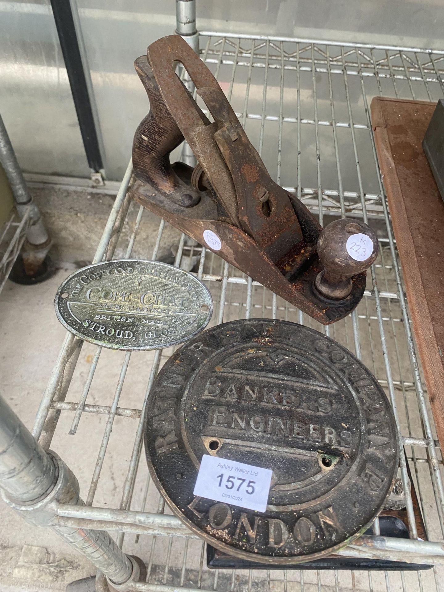 TWO VINTAGE BRASS SAFE PLAQUES AND A STANLEY WOOD PLANE