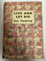 AN IAN FLEMING 1956 HARDBACK BOOK LIVE AND LET DIE COMPLETE WITH DUST JACKET, FIRST PUBLISHED 1954