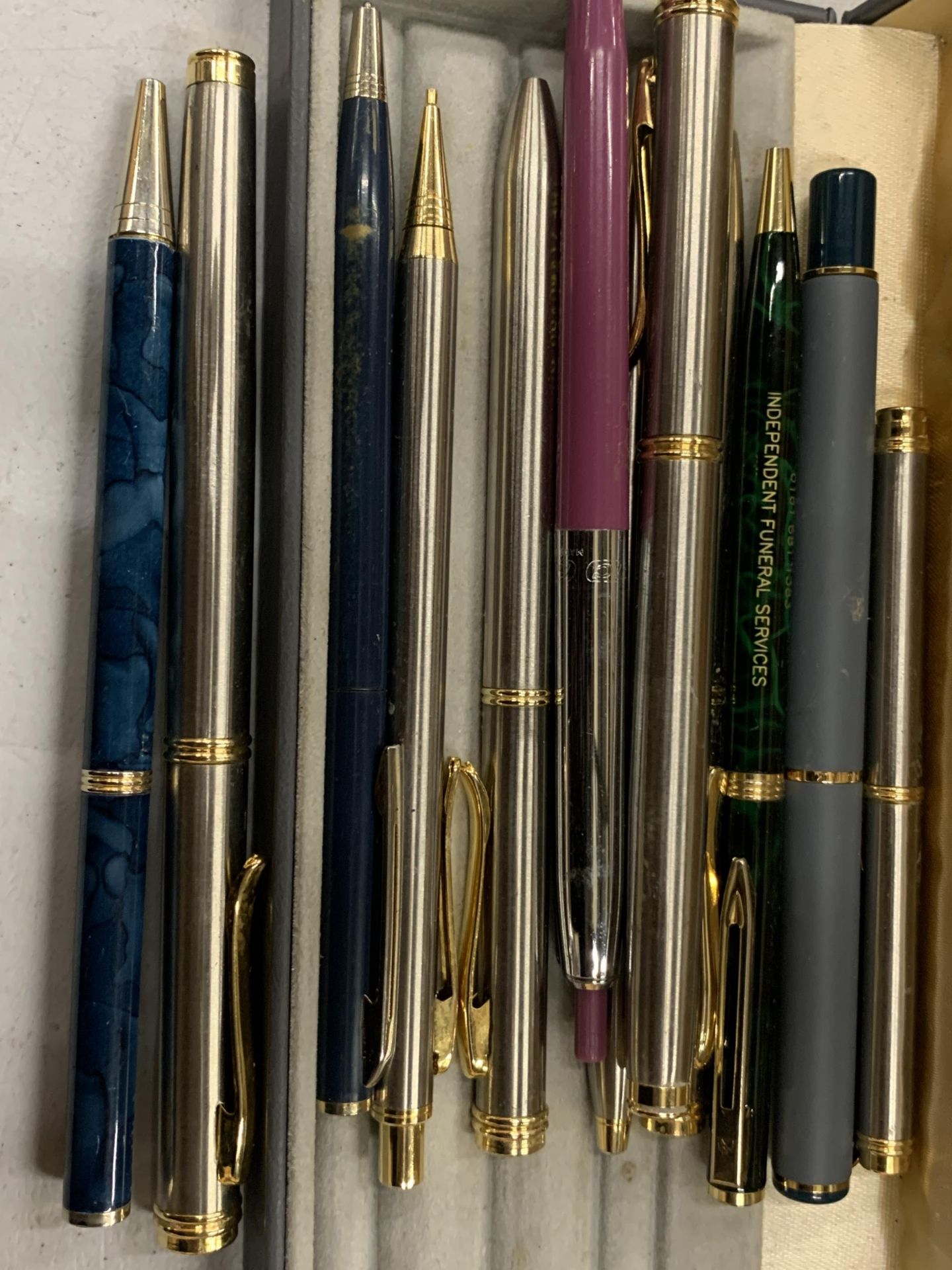 A MIXED LOT OF PENS - Image 2 of 2