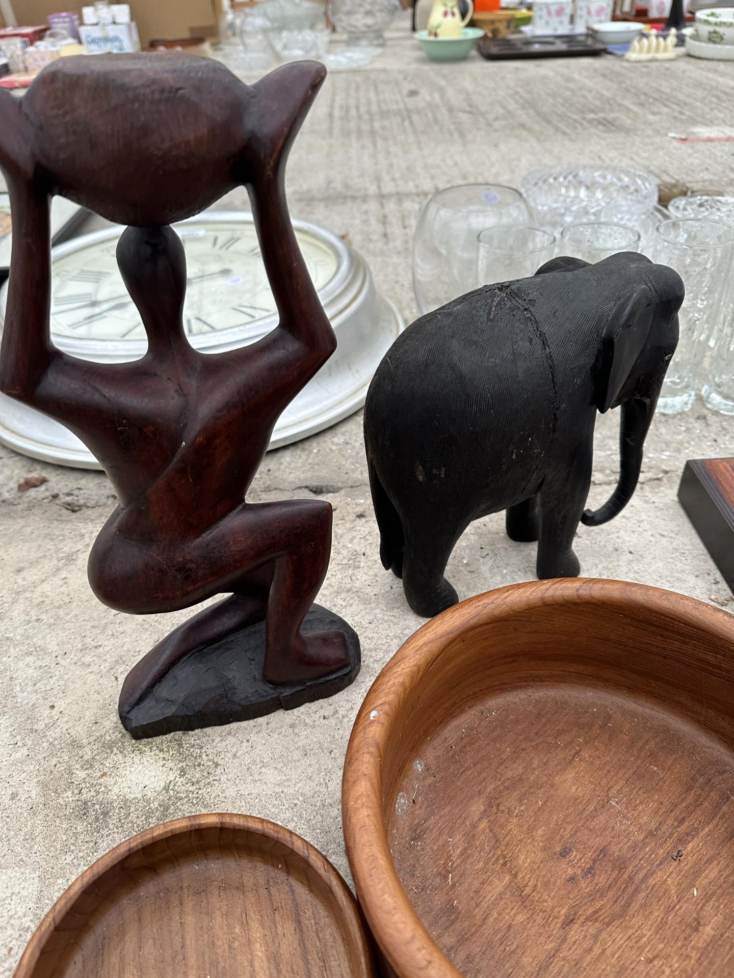 TWO TREEN CARVED FIGURES AND SIX ASSORTED TREEN BOWLS - Image 3 of 3