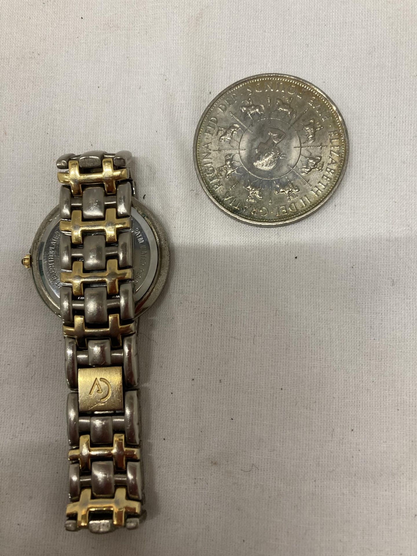 A CLAUDE VALENTINI BI METAL WATCH AND COMMEMORATIVE COIN - Image 3 of 3