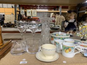 A MIXED LOT TO INCLUDE GLASSES, VASES, CUP AND SAUCER, WEDGWOOD HOMEWARE ETC.,