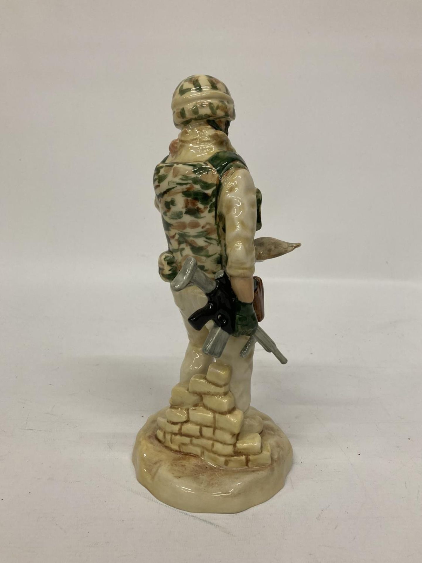 A CERAMIC SCULPTURE BY PEGGY DAVIES "IN THE ARMS OF A HERO" MODELLED BY ANDY MOSS - LIMITED - Image 3 of 5