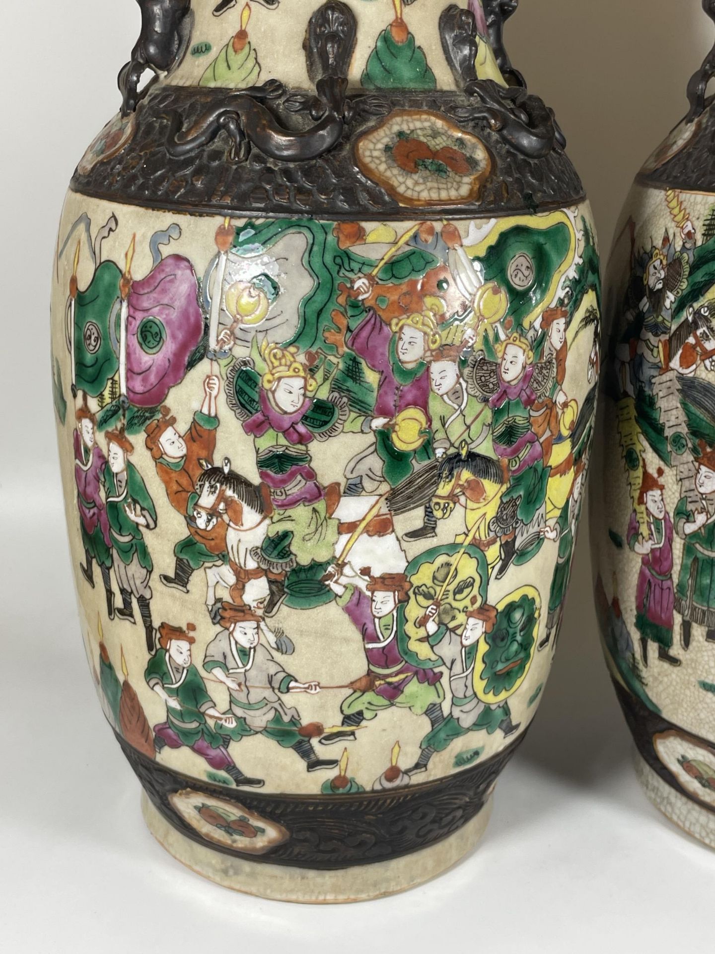 A HUGE PAIR OF CHINESE LATE 19TH / EARLY 20TH CENTURY CRACKLE GLAZE PORCELAIN VASES DEPICTING - Image 2 of 8