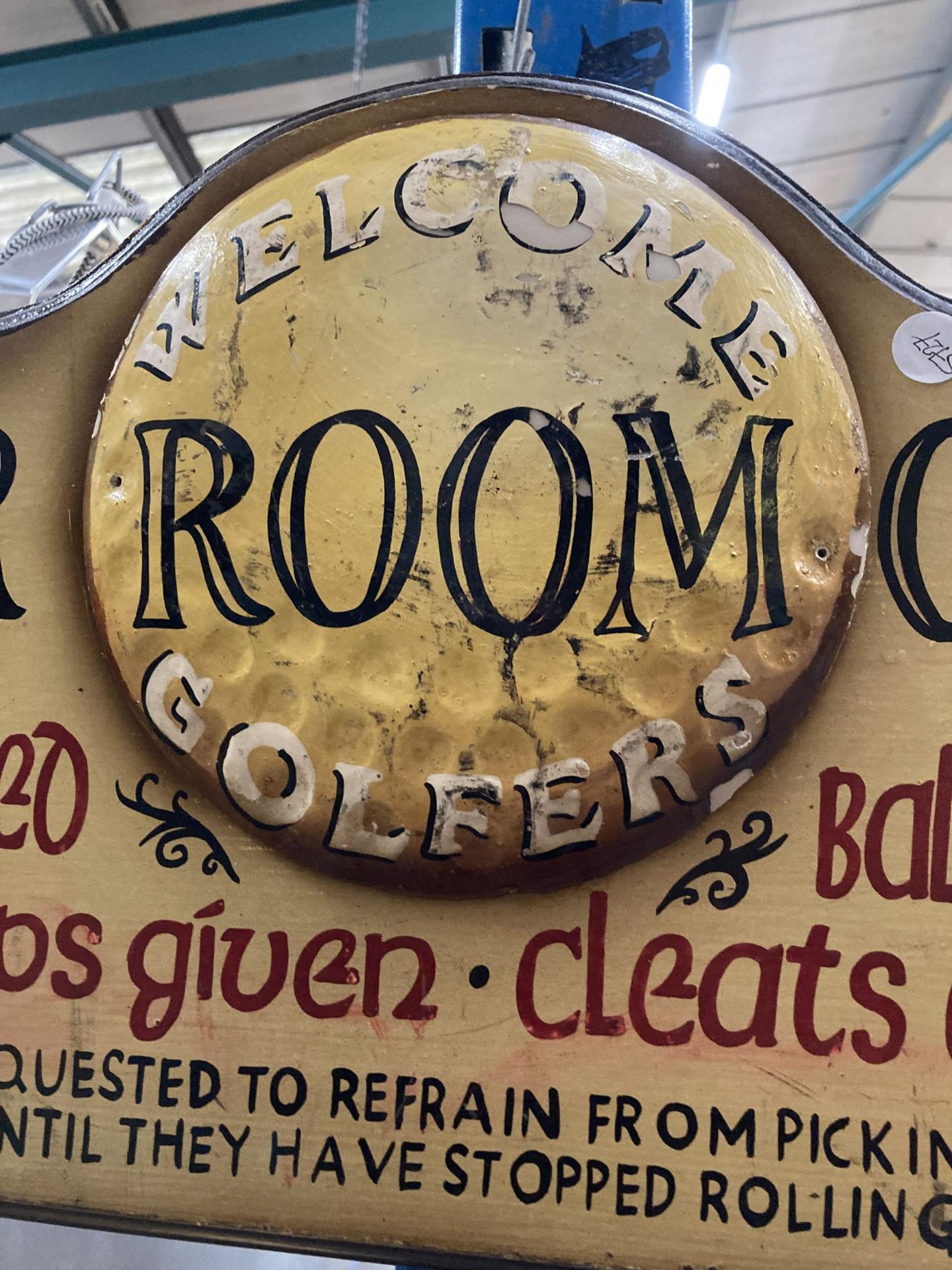 A WELCOME GOLFERS BAR ROOM OPEN WOODEN SIGN - Image 2 of 2