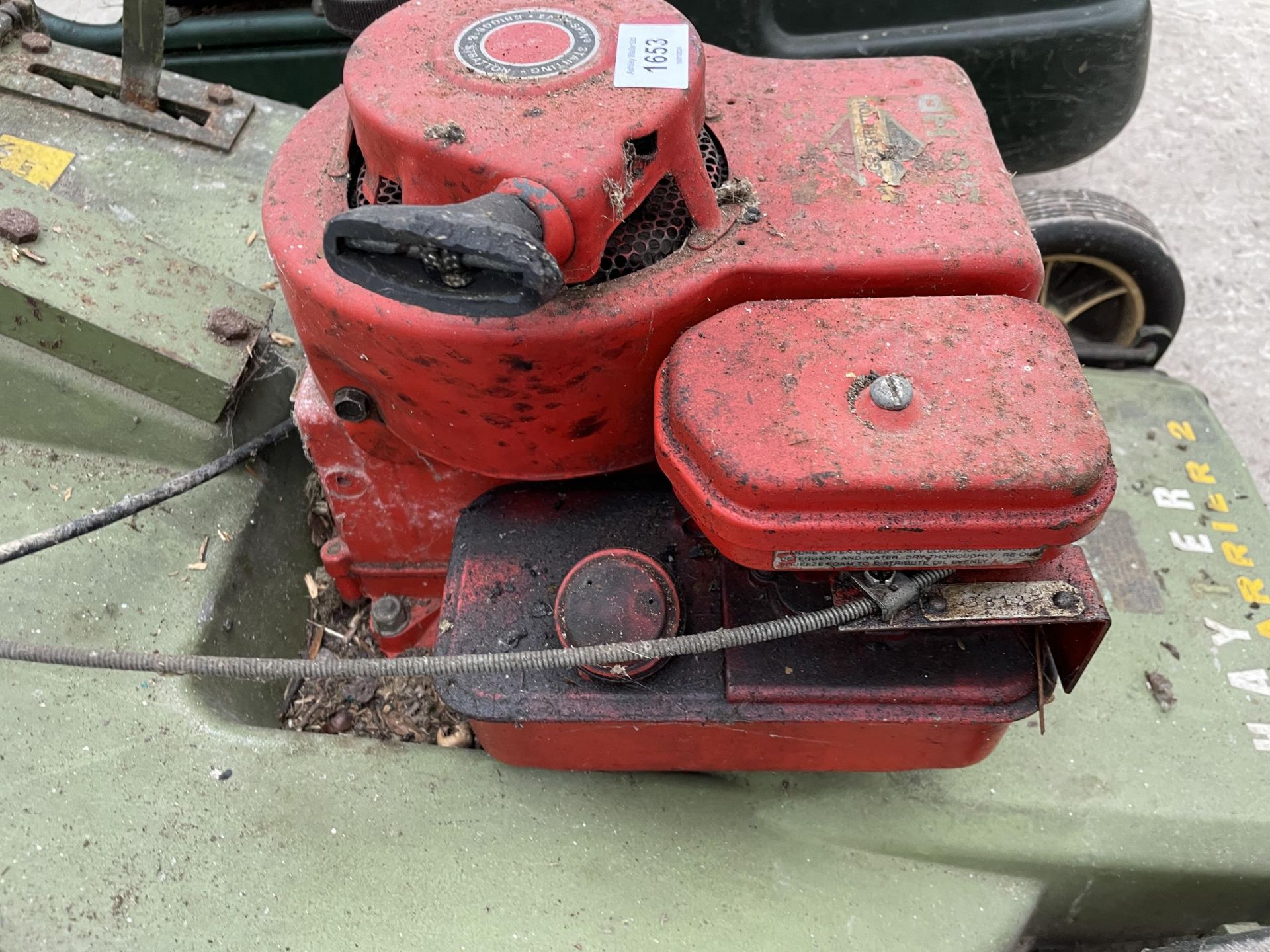 A VINTAGE HAYTER HARRIER ROTARY MOWER COMPLETE WITH GRASS BOX - Image 4 of 5