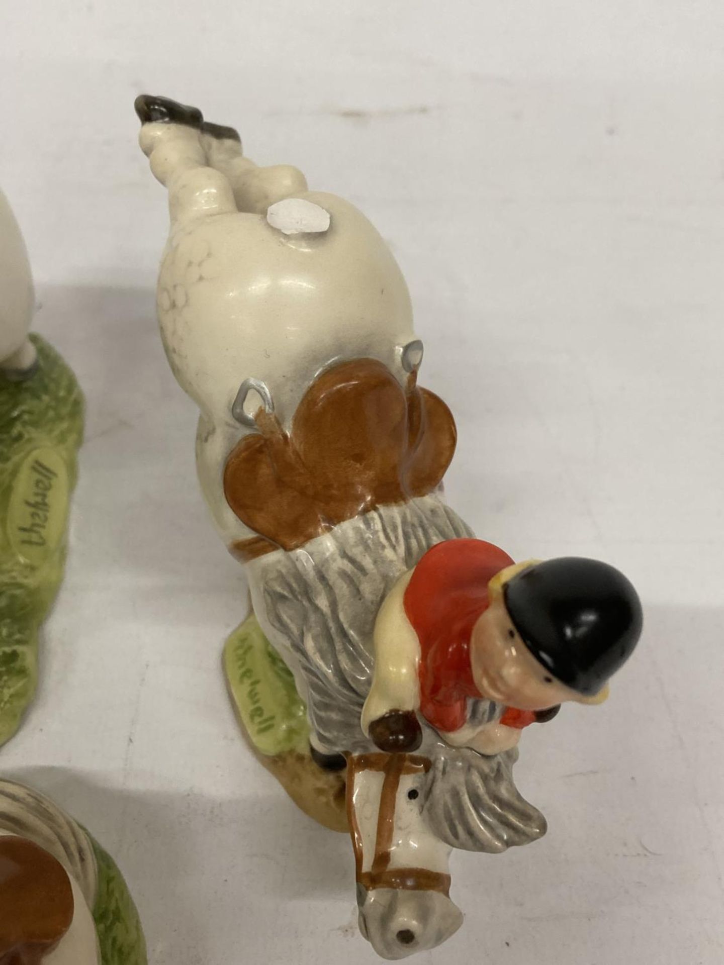 FOUR BESWICK THELWELL FIGURES - TWO A/F - Image 3 of 5