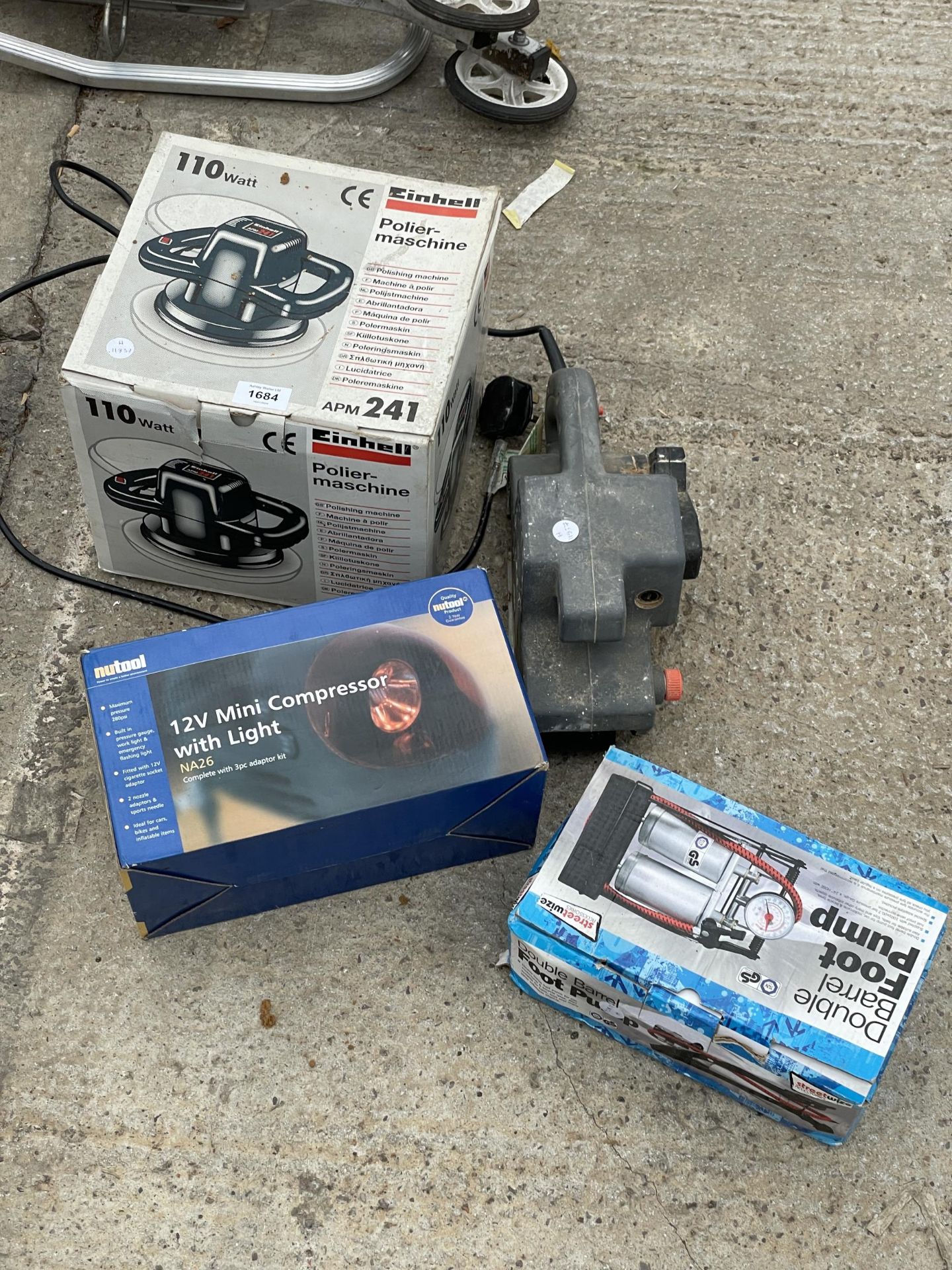 AN ASSORTMENT OF ITEMS TO INCLUDE A 12V COMPRESSOR, A FOOT PUMP AND A POLISHER ETC