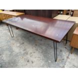 A MODERNIST HARDWOOD DINING TABLE ON HAIRPIN LEGS, 79 X 39"