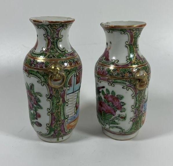 A PAIR OF 19TH CENTURY CHINESE CANTON FAMILLE ROSE MINIATURE VASES WITH FIGURAL DESIGN, HEIGHT 12. - Image 2 of 7