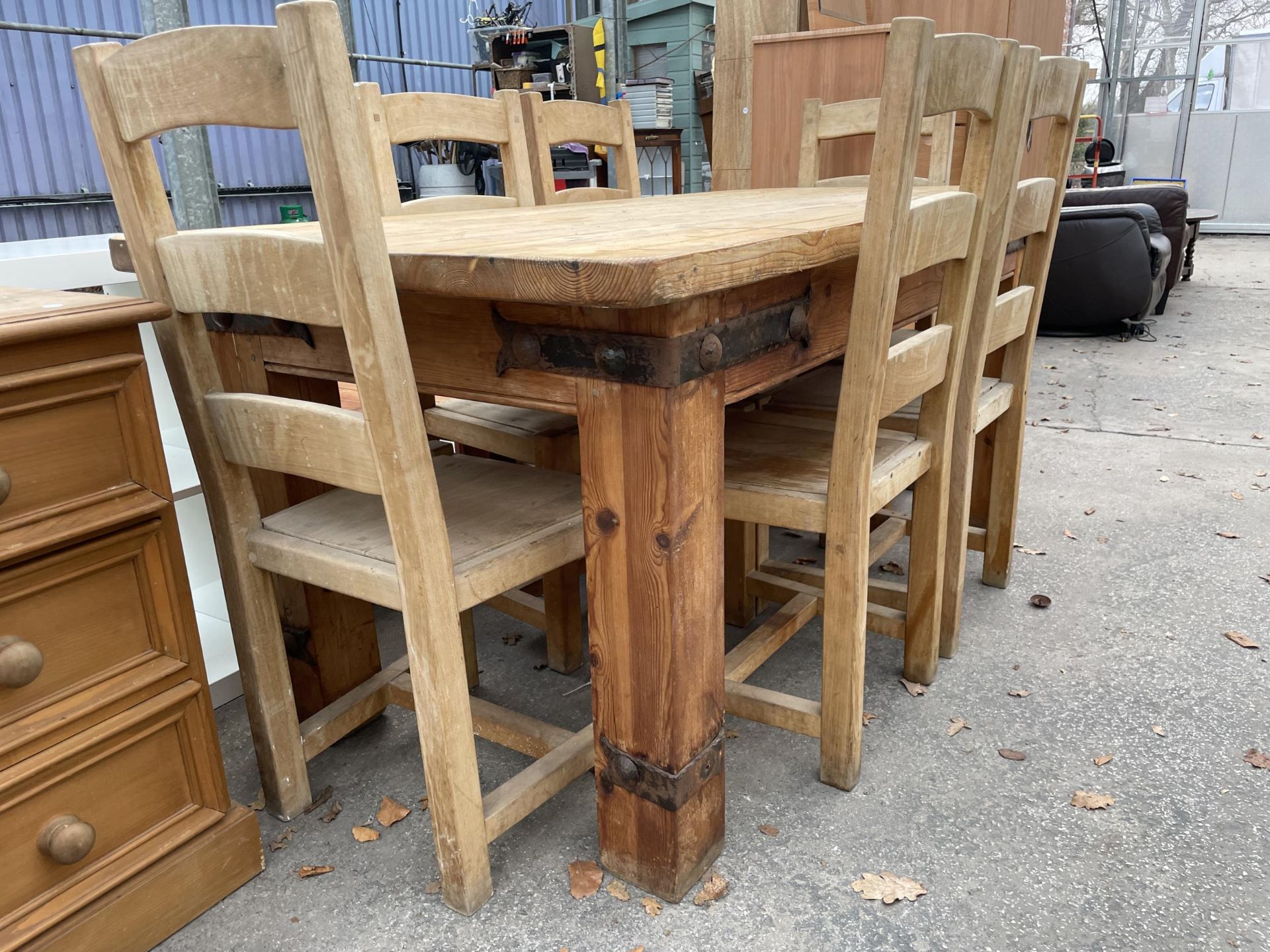 A PINE DINING TABLE, 72 X 35" WITH METAL STRAPS AND SIX CHAIRS - Image 3 of 7