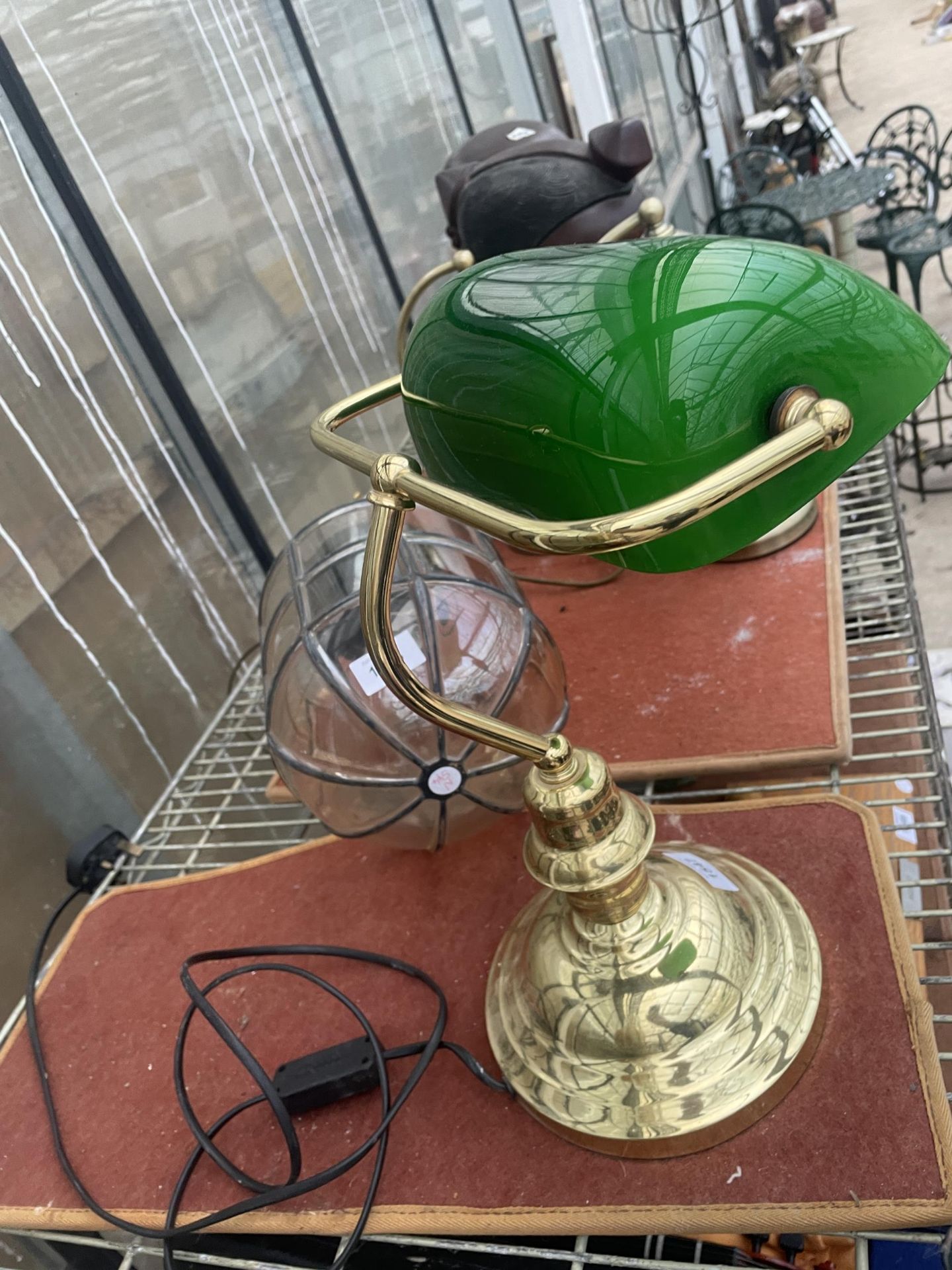 A BRASS BANKERS LAMP WITH GREEN GLASS SHADE - Image 2 of 2