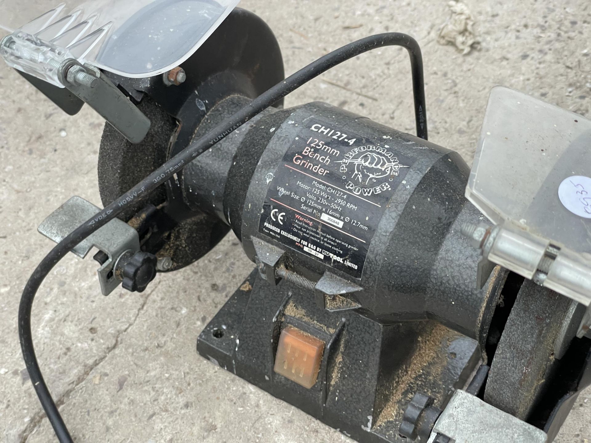 A PERFORMANCE POWER DOUBLE ENDED BENCH GRINDER - Image 2 of 2