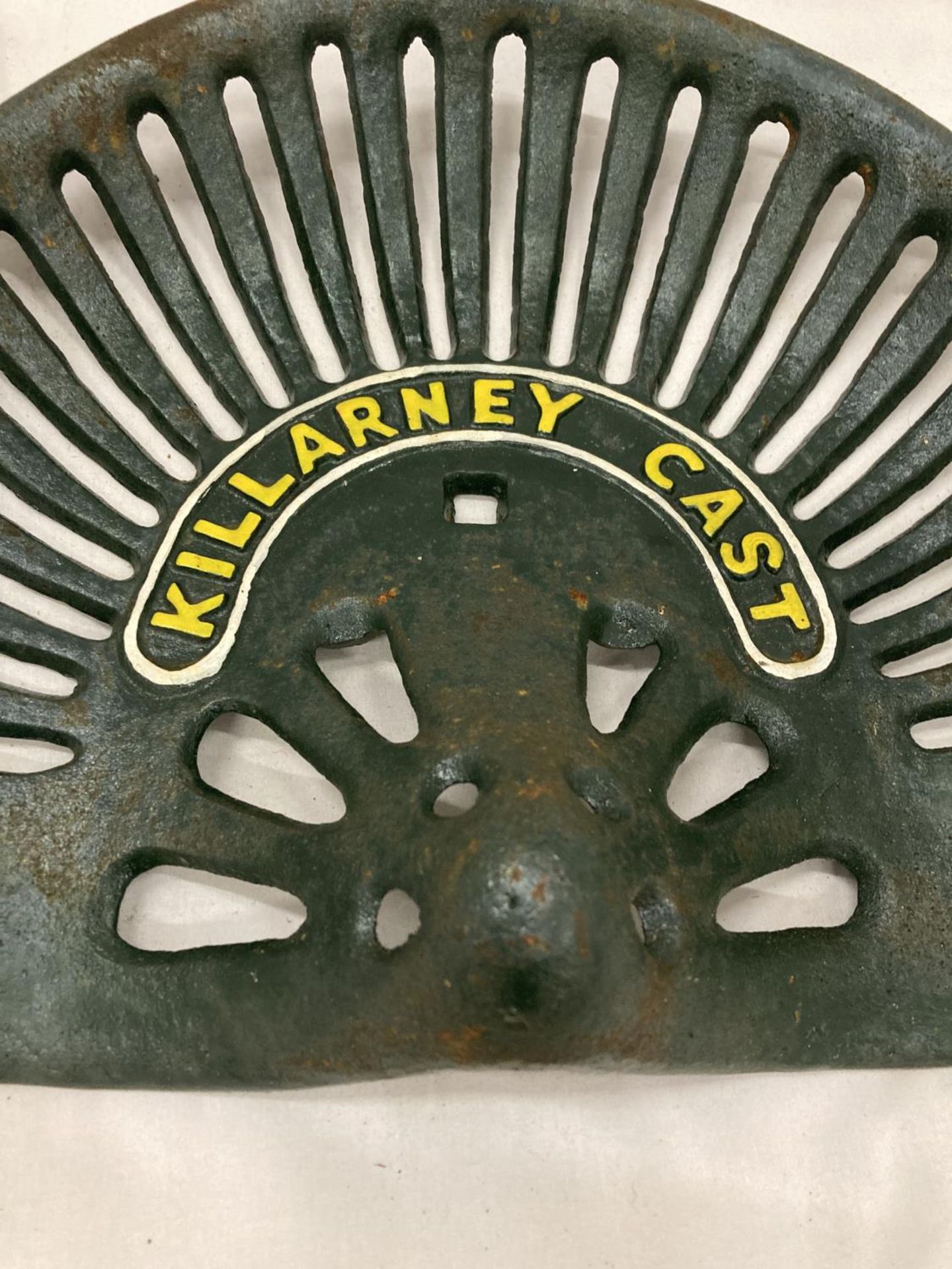 A KILLARNEY CAST GREEN TRACTOR SEAT - Image 2 of 3