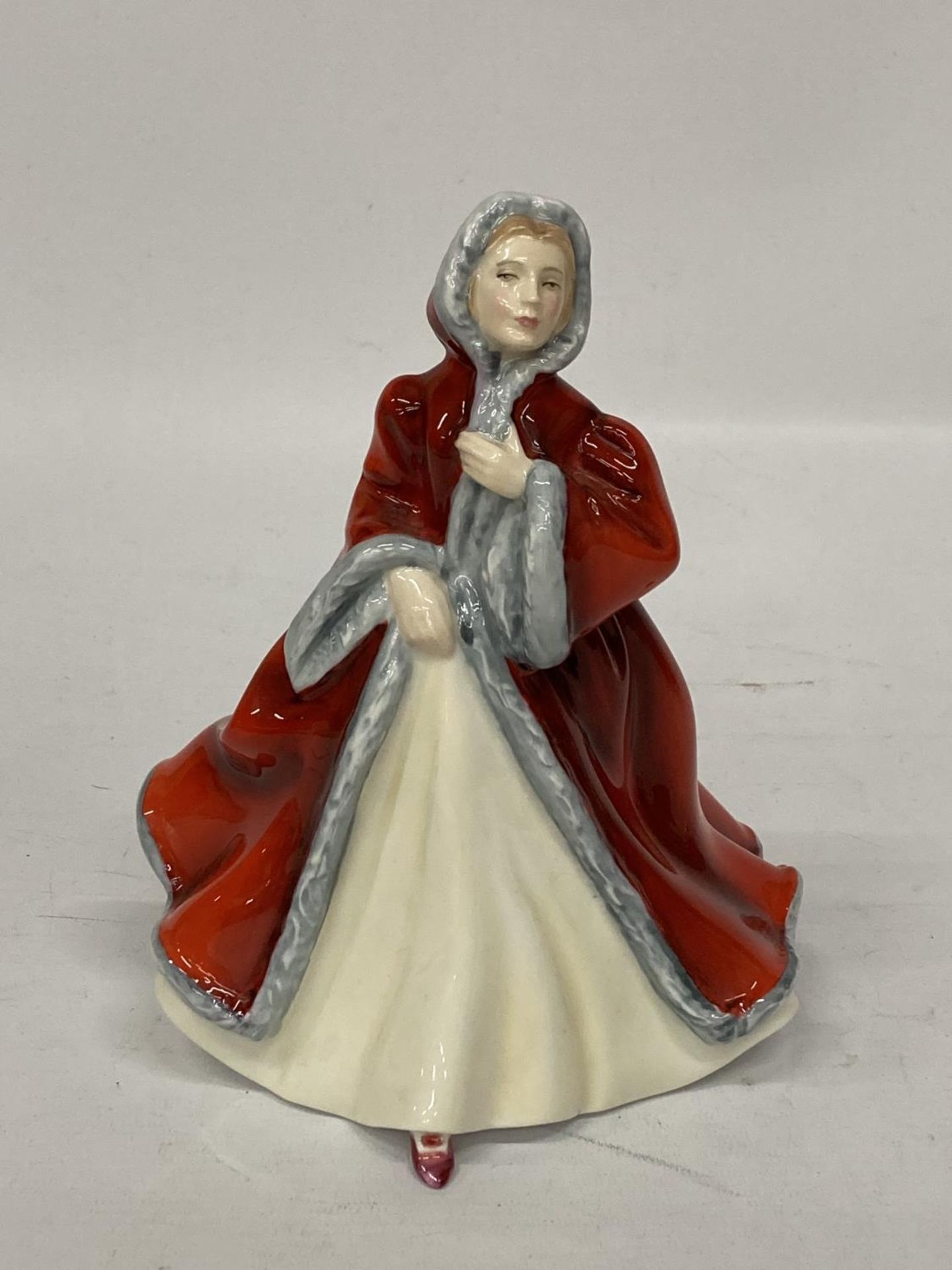 A ROYAL DOULTON FIGURINE "RACHEL" HN2936