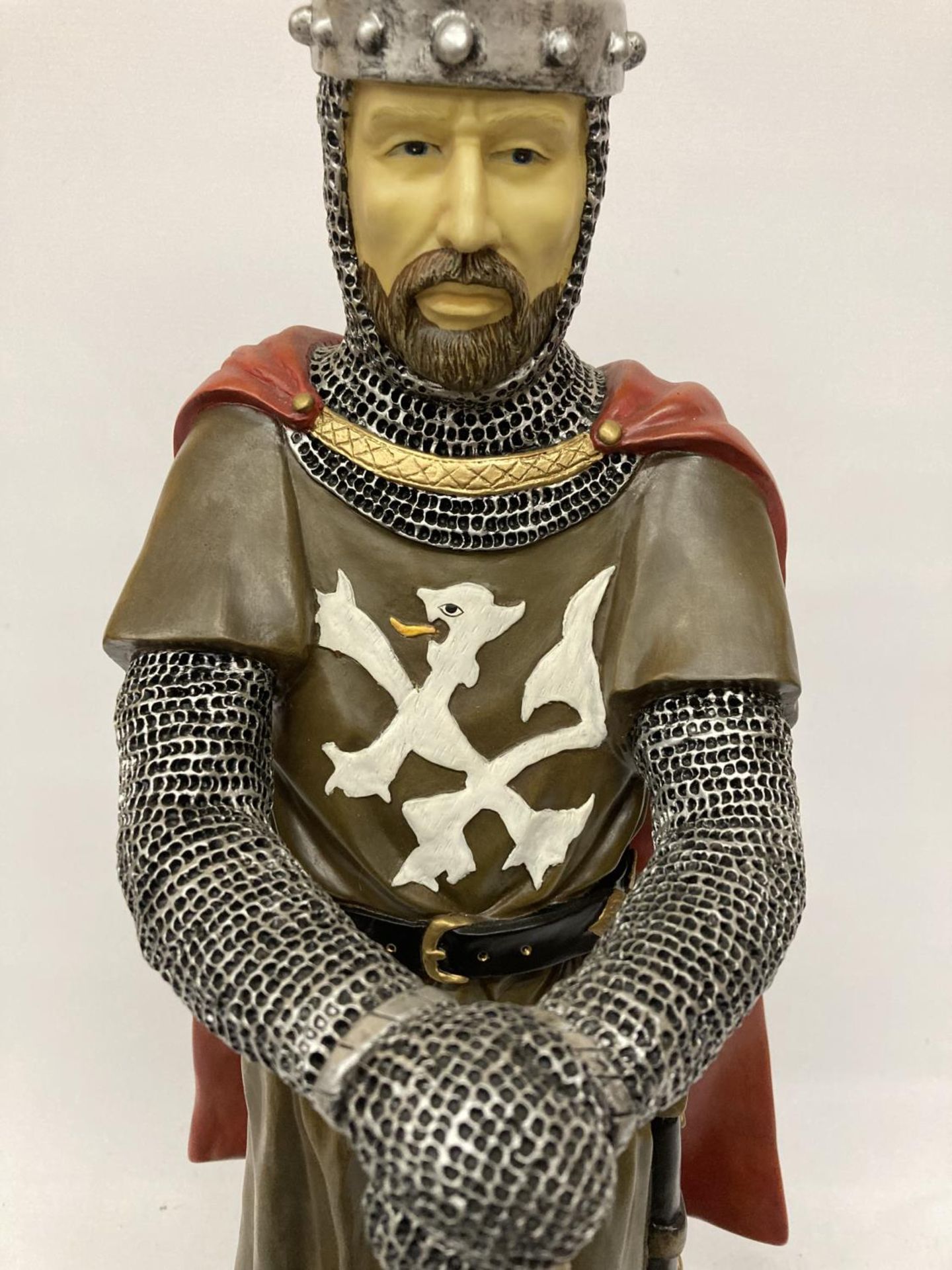 A LARGE KING ARTHUR FIGURE, HEIGHT APPROX 60CM - Image 6 of 6