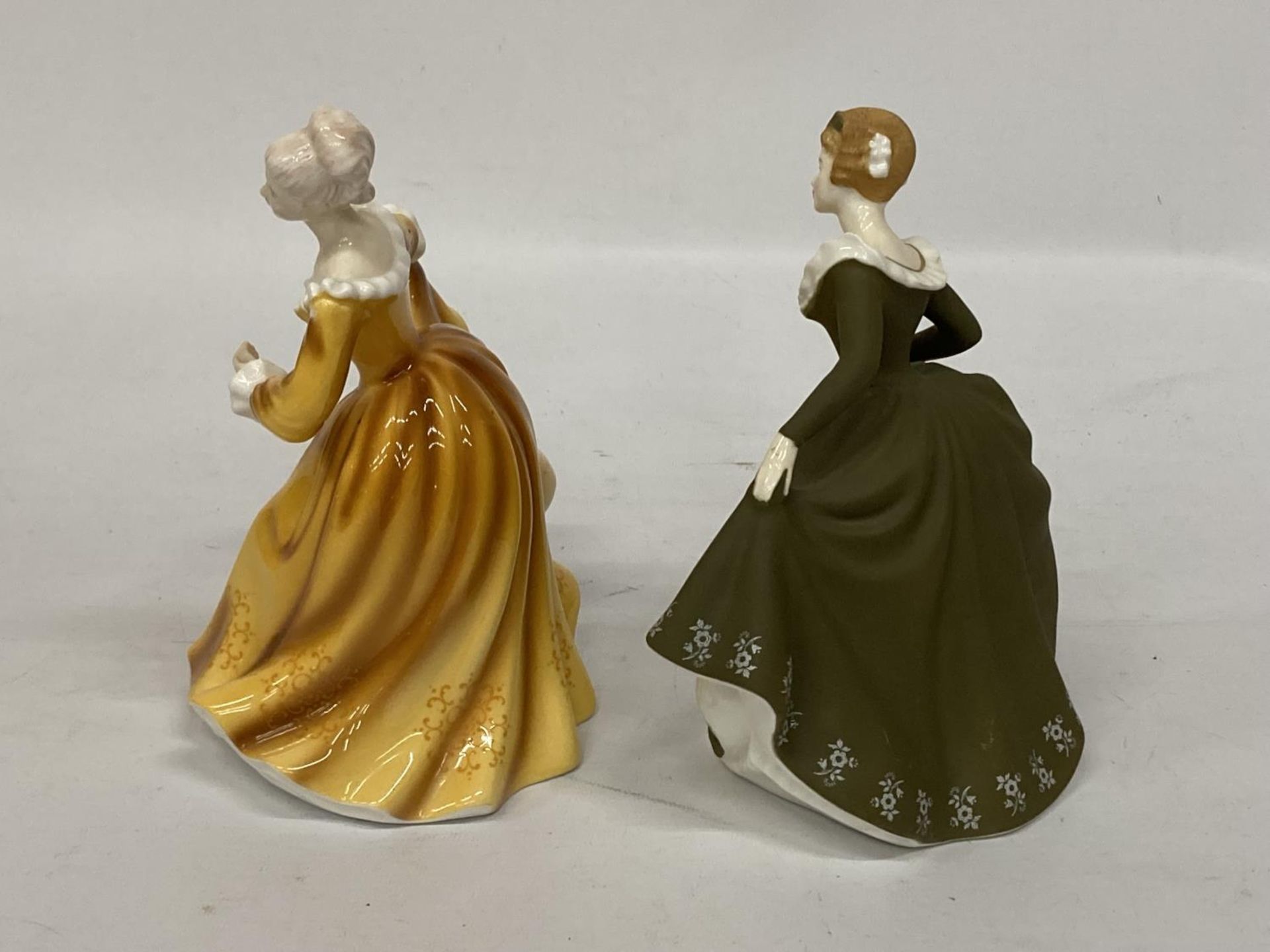 TWO ROYAL DOULTON FIGURINES "KIRSTY" HN2381 AND "GERALDINE" HN 2348 - Image 3 of 4
