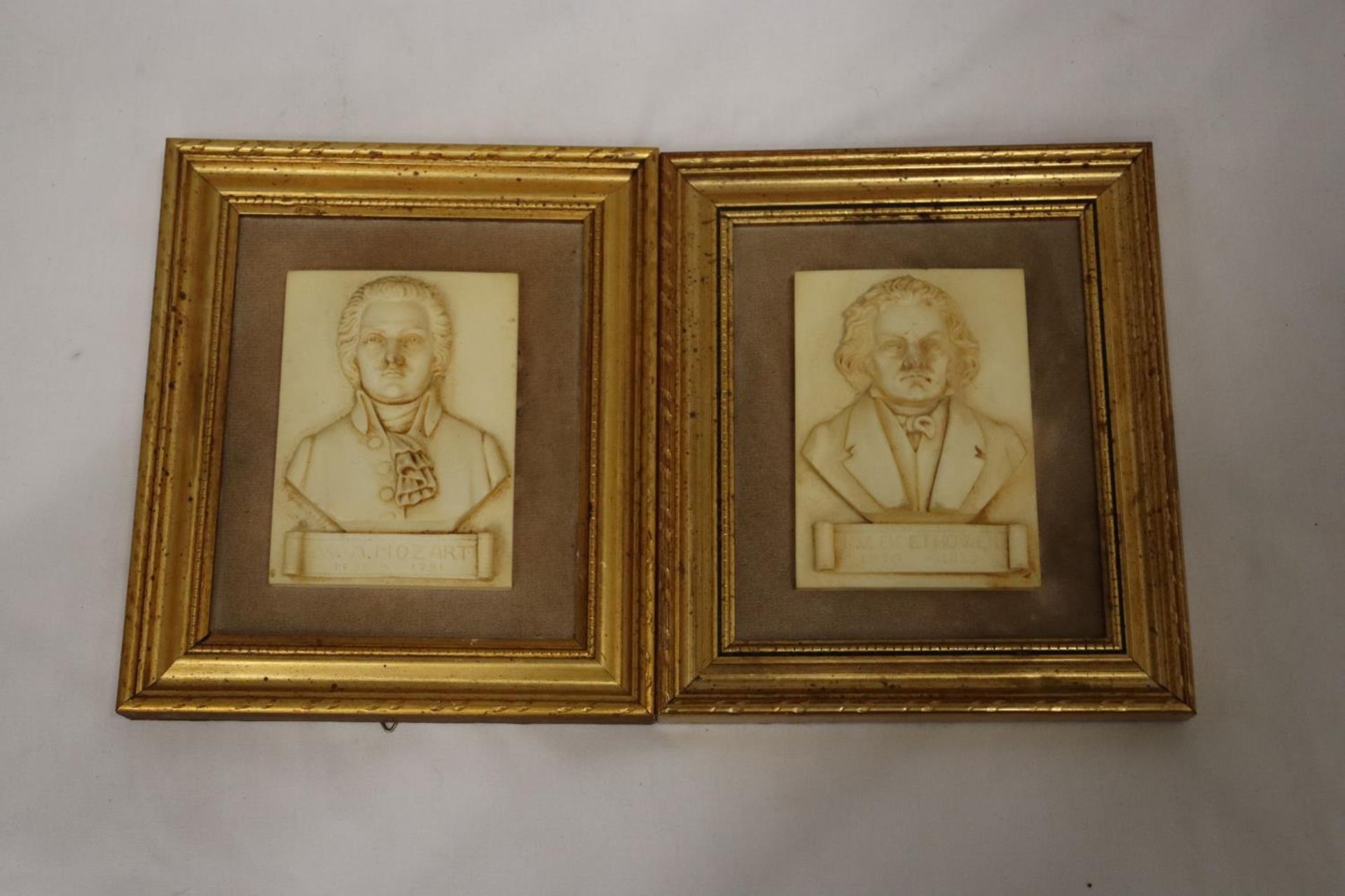 TWO GILT FRAMED 3D IMAGES OF BEETHOVEN AND MOZART, 19CM X 22CM - Image 3 of 4
