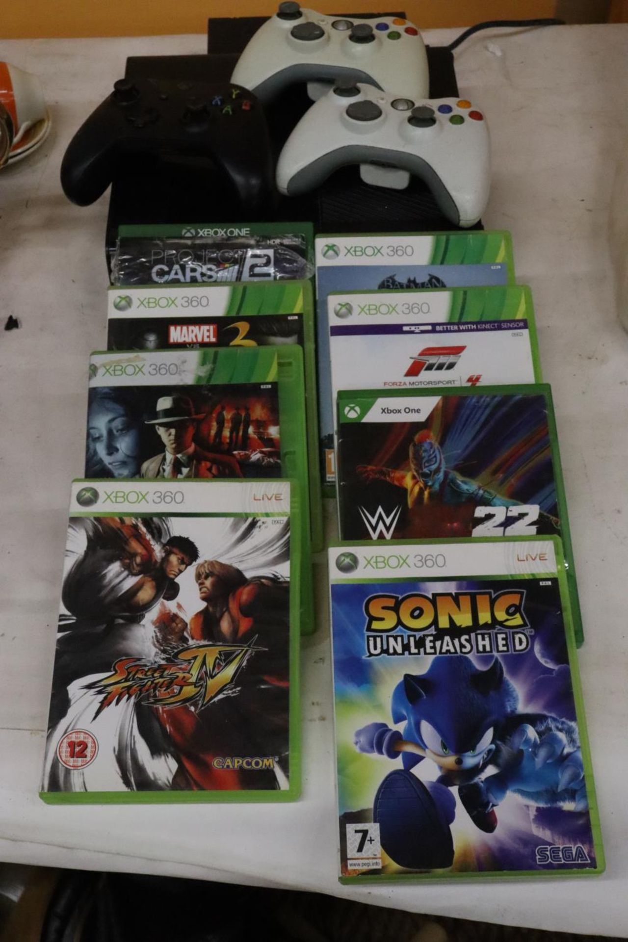 AN X-BOX 360 CONSOLE, 6 GAMES PLUS 2 X-BOX 1 GAMES AND THREE CONTROLLERS - Image 5 of 5