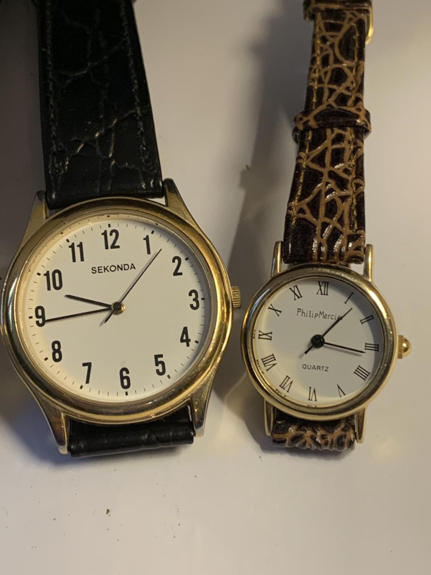 FOUR VARIOUS QUARTZ WATCHES TO INCLUDE A LADIES AND GENTS PHILIP MERCIER WATCH, AN AVIVA AND A - Image 3 of 4