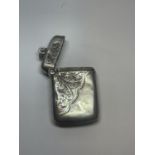 A HALLMARKED BIRMINGHAM SILVER VESTA CASE