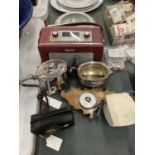 A MIXED LOT TO INCLUDE A VINTAGE RADIO, SILVER PLATE TEAPOT AND SUGAR BOWL, KODAK "BROWNIE" VECTA