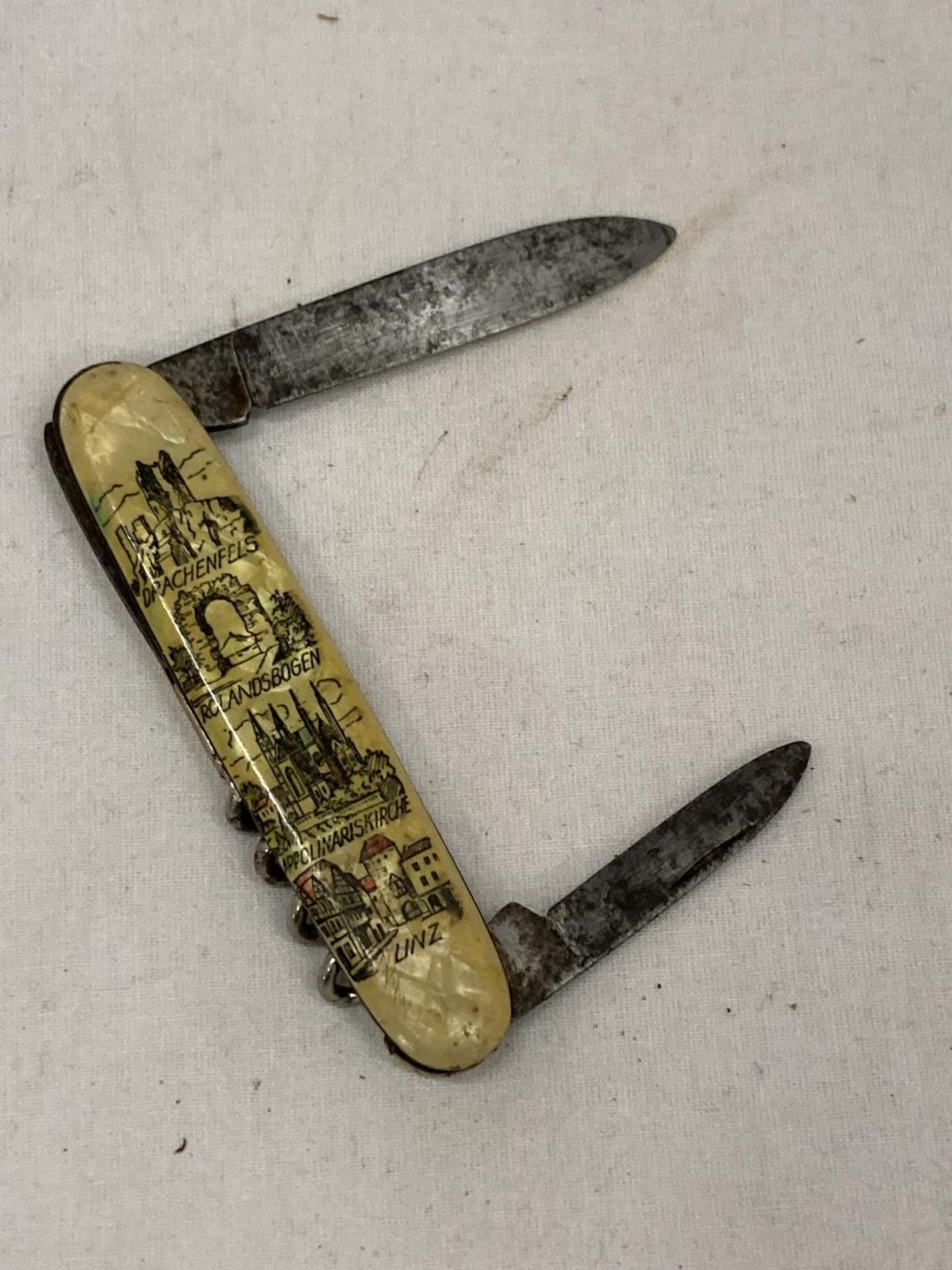 A VINTAGE GERMAN SOUVENIR POCKET KNIFE - Image 3 of 3