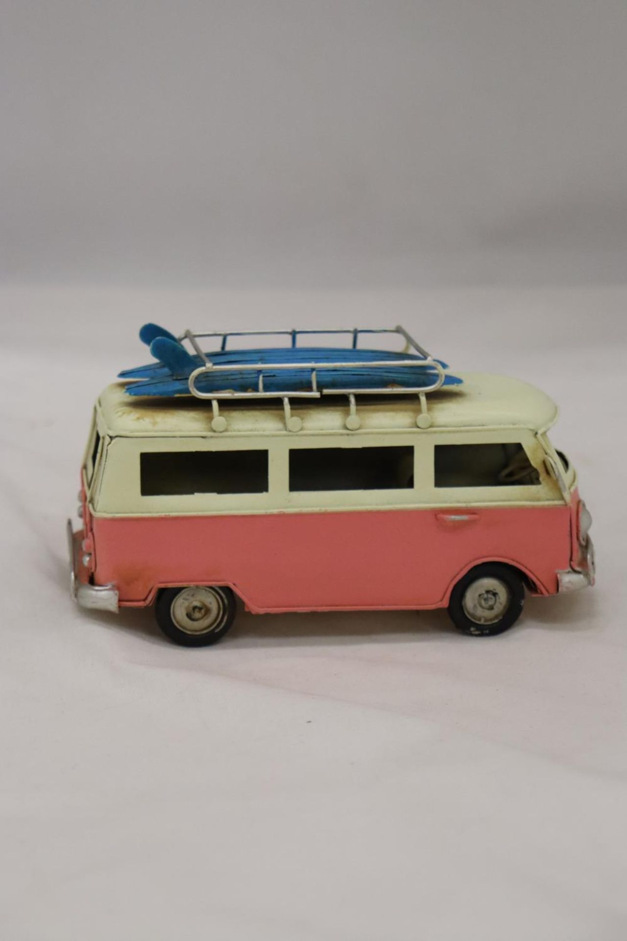 A MODEL OF A TIN PLATE CAMPER VAN, BOXED - Image 3 of 5