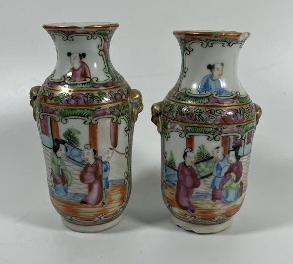 A PAIR OF 19TH CENTURY CHINESE CANTON FAMILLE ROSE MINIATURE VASES WITH FIGURAL DESIGN, HEIGHT 12.
