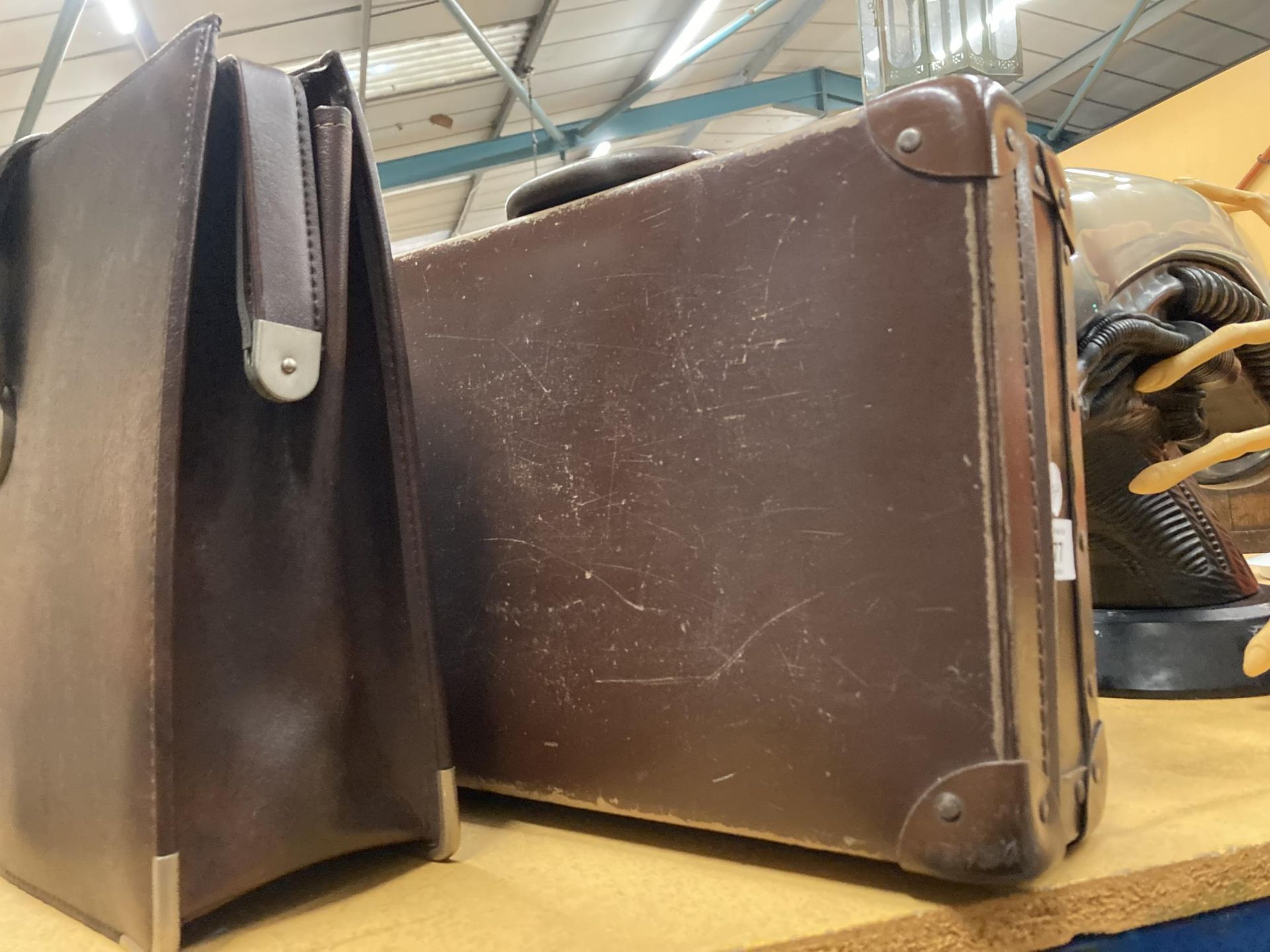 TWO VINTAGE LEATHER BRIEFCASES - Image 3 of 3