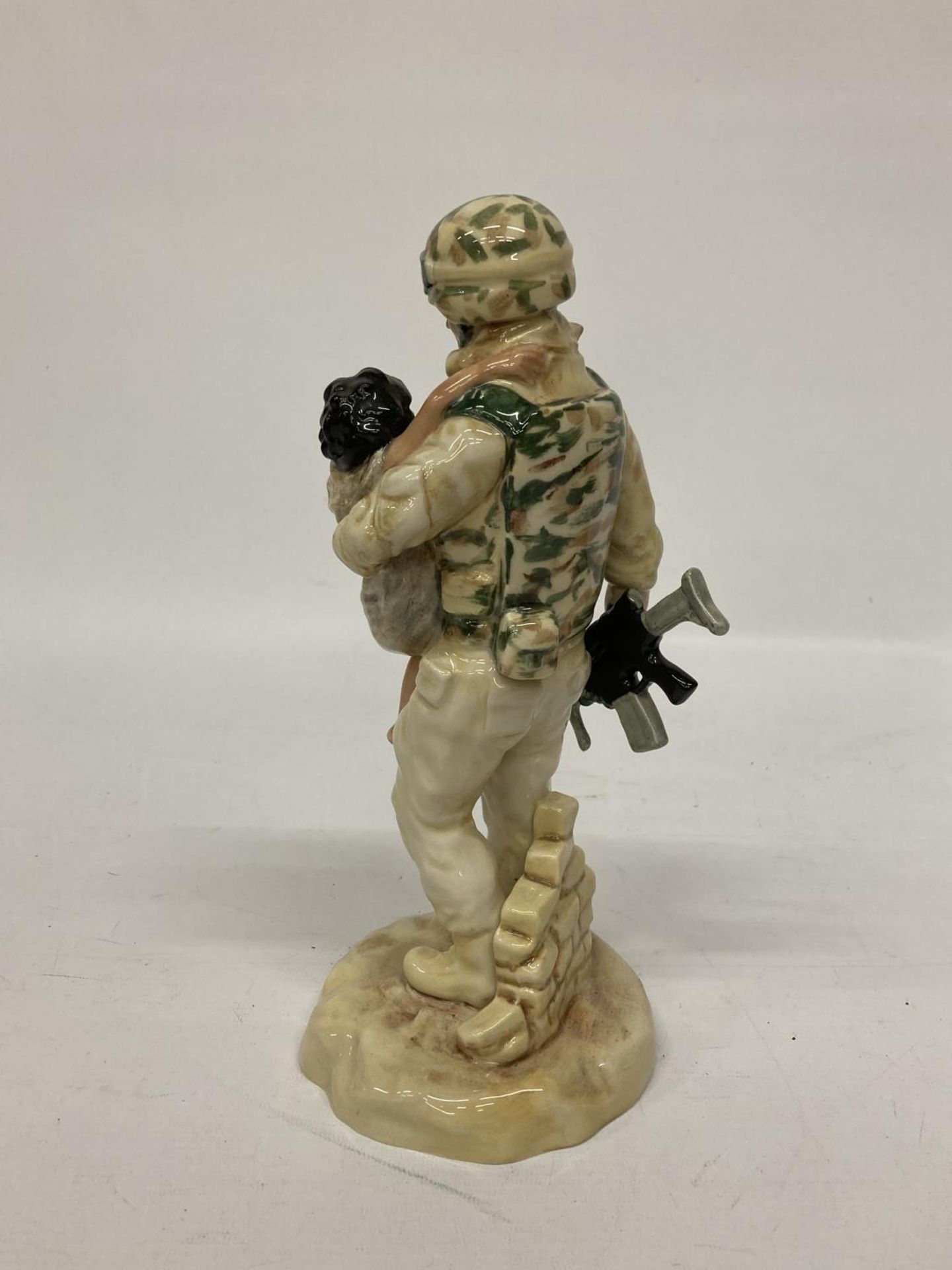 A CERAMIC SCULPTURE BY PEGGY DAVIES "IN THE ARMS OF A HERO" MODELLED BY ANDY MOSS - LIMITED - Image 4 of 5