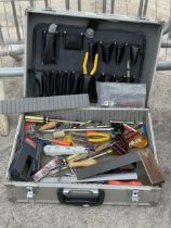 AN ASSORTMENT OF TOOLS TO INCLUDE SCREW DRIVERS AND PLIERS ETC