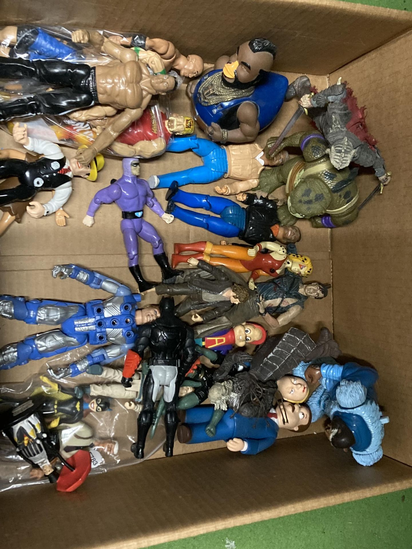 A LARGE QUANTITYM OF FIGURES TO INCLUDE WRESTLING, POWER RANGERS, A TEAM, ETC., - Image 3 of 4