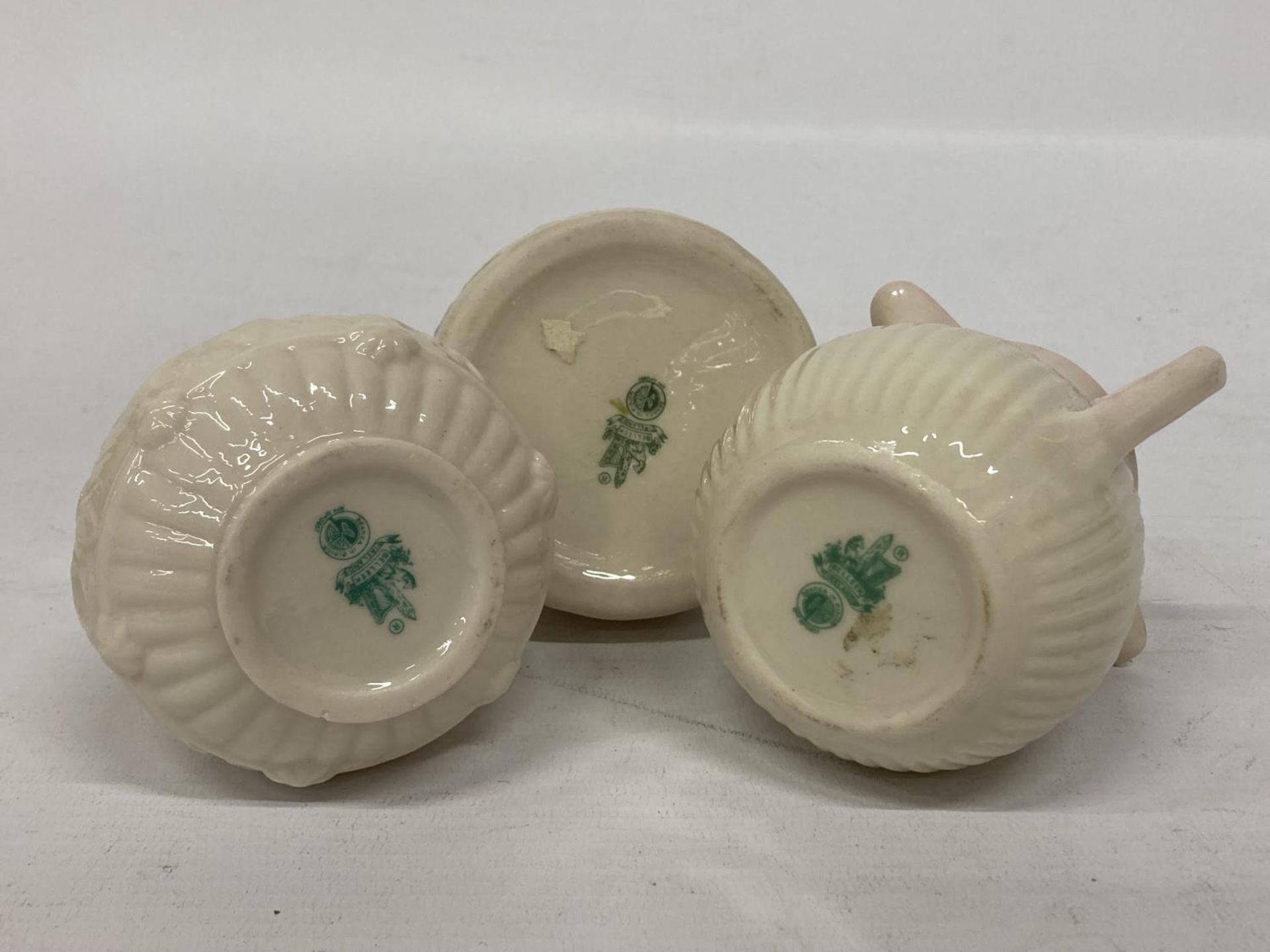 A BELLEEK LILY OF THE VALLEY SPILL VASE TOGETHER WITH A DOUBLE SPOUT CREAMER AND SHAMROCK POT - Image 3 of 3