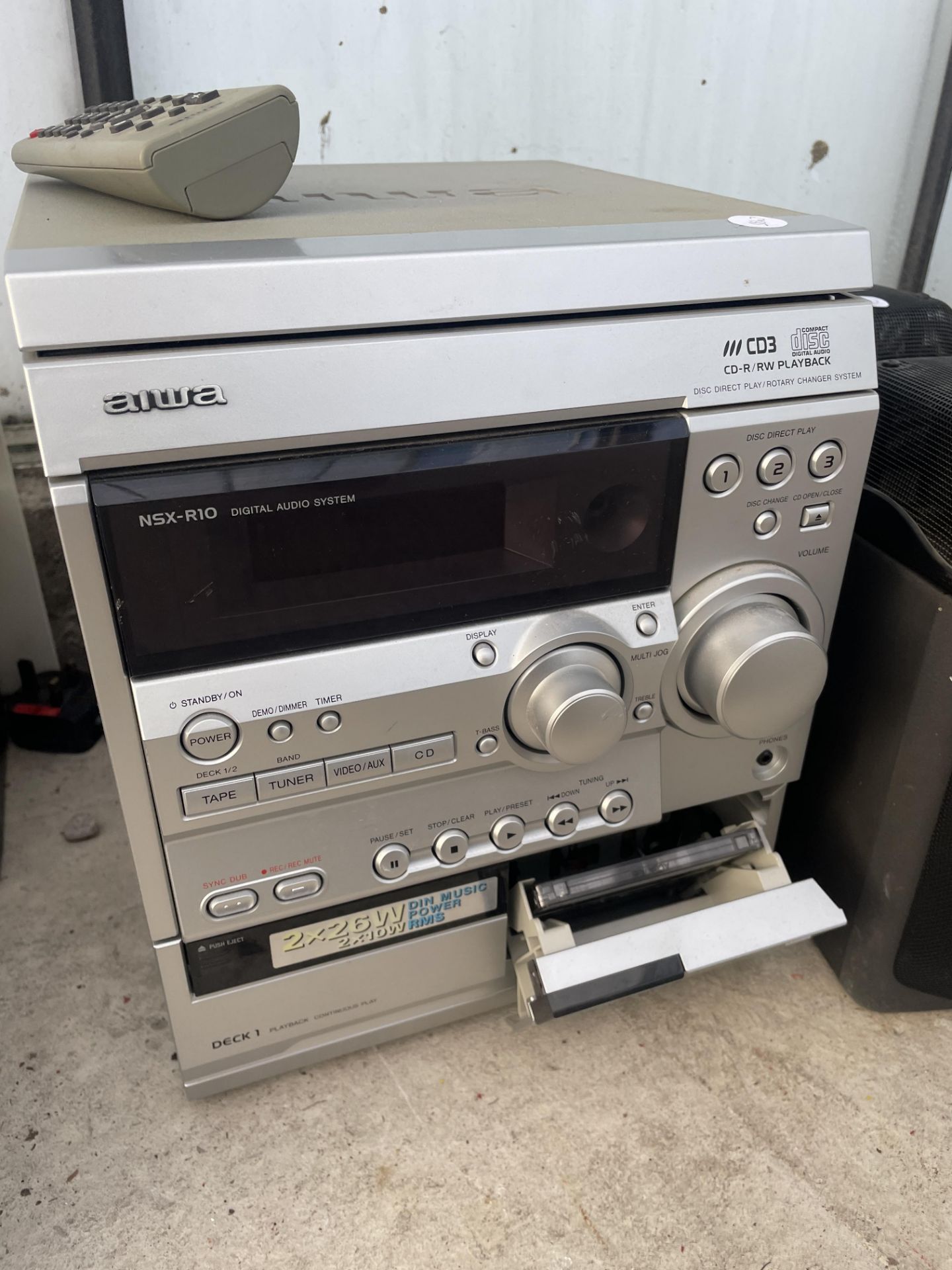 AN ASSORTMENT OF STEREO ITEMS TO INCLUDE AN AIWA AND A LOWRY ETC - Bild 3 aus 4